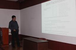 说明: E:\金博老师材料\2015.7大数据会议\会议新闻稿\IMG_7107.JPG